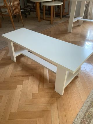 Tavolo e panca in legno bianco Ikea