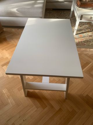 Tavolo e panca in legno bianco Ikea