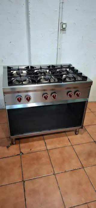 Cocina Industrial 6 Fogones