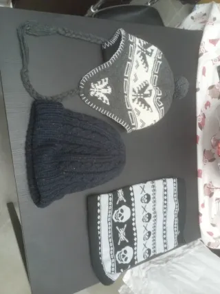 3 cappelli invernali uomo/donna