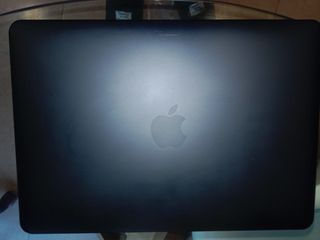 MacBook Air 13” (2017) 256GB. Color Gris espacial.