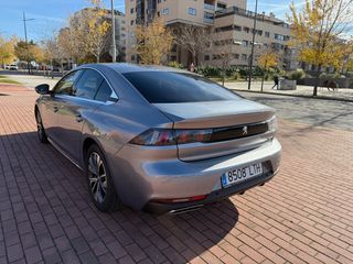 Peugeot 508 1.5 HDI 130 CV AUTOMATICO 5 PUERTAS