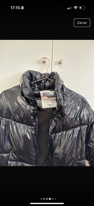 Chaqueta charol negra disponible vinted