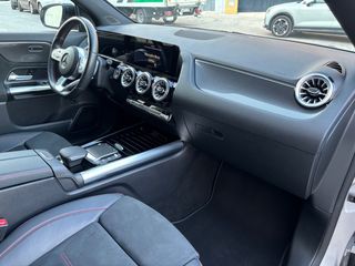 Mercedes-Benz GLA (H247) 2021