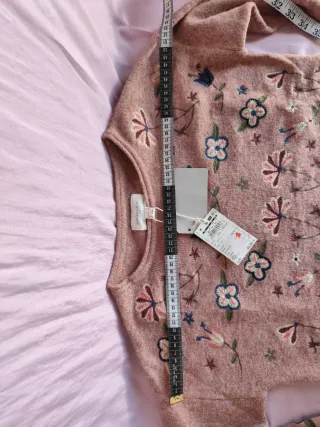 Jersey rosa flores bordadas nuevo