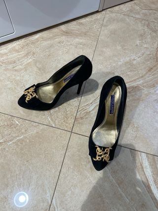 Zapatos de tacón Ralph Lauren negros y dorados