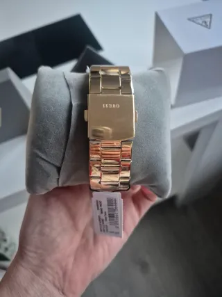 Reloj Guess Hombre Dorado y Negro Nuevo