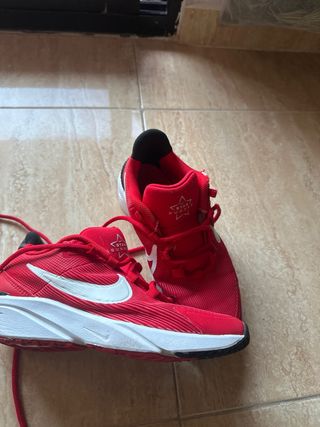 Zapatillas Nike Star Runner Rojas Niños