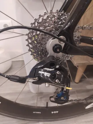 Bicicleta carretera customizada 6,8 kg.