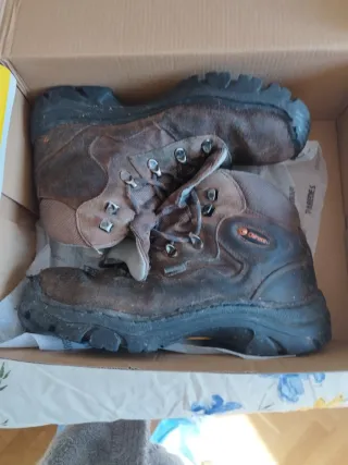 Botas Chiruca Montaña Senderismo Talla 42