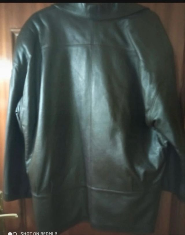 Chaquetón de cuero marrón chocolate