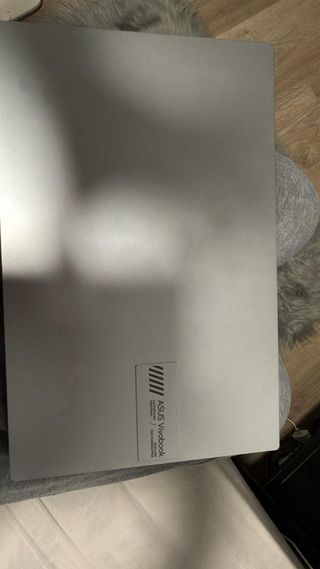 Portátil ASUS Vivobook Go 15 E1504FA-NJ642W