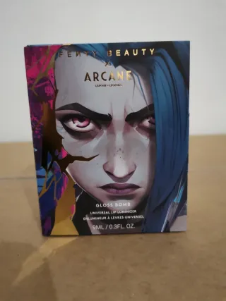 Fenty Beauty x Arcane Gloss Bomb Kaboom Nero