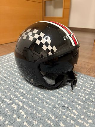 Casco LS2 Edición Limitada Dinoco