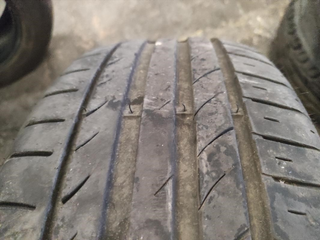 juego de 2 neumáticos 235/55R18, año 2024.