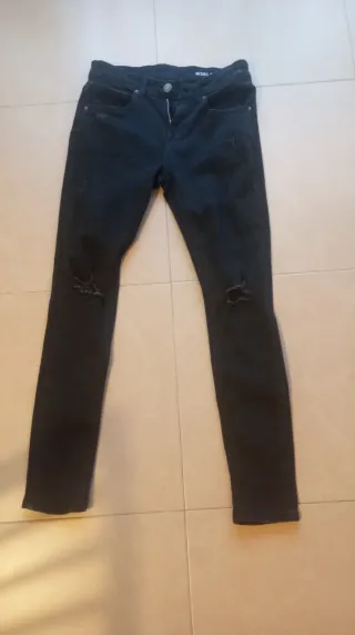 Vaqueros pitillo negros
