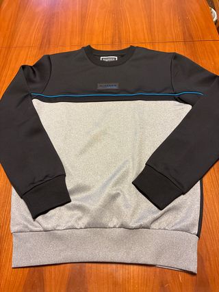 Sudadera McKenzie Negra y Gris