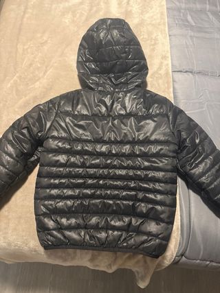 Plumón Nike Negro con Capucha niño