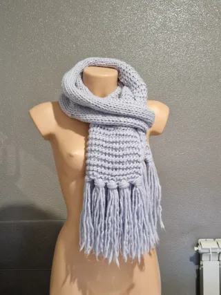 Sciarpa Invernale Lavorata a Maglia