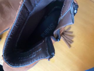 Botines Shana Marrones ponen Talla 40 pero son 39