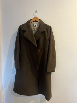 Abrigo de lana marrón