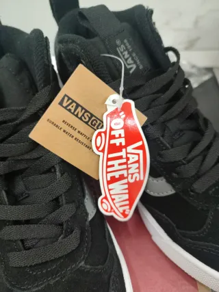 Vans Range Exp