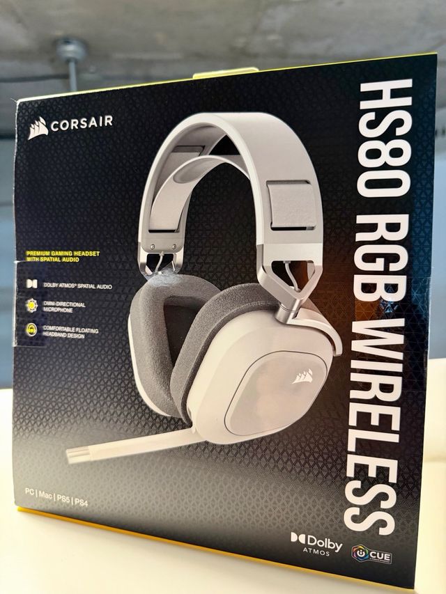 Fones de ouvido Corsair HS80 RGB Wireless brancos