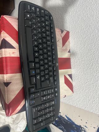 Teclado Logitech Bluetooth Negro