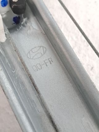 ELEVALUNAS DELANTERO DERECHO HYUNDAI BAYON (2)