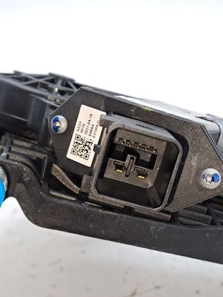 ELEVALUNAS DELANTERO DERECHO MG EHS