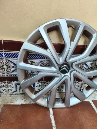 Tapacubos Citroën 16 plateado