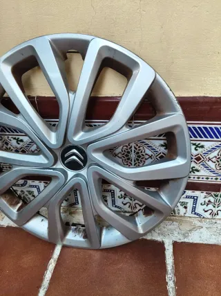 Tapacubos Citroën 16 plateado