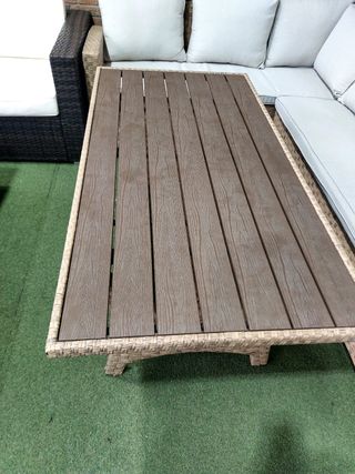 Sofa Rinconera + Mesa de Ratan PE Marron. Muebles