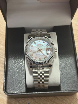 Reloj de mujer Seiko mod Date Circonita 36mm