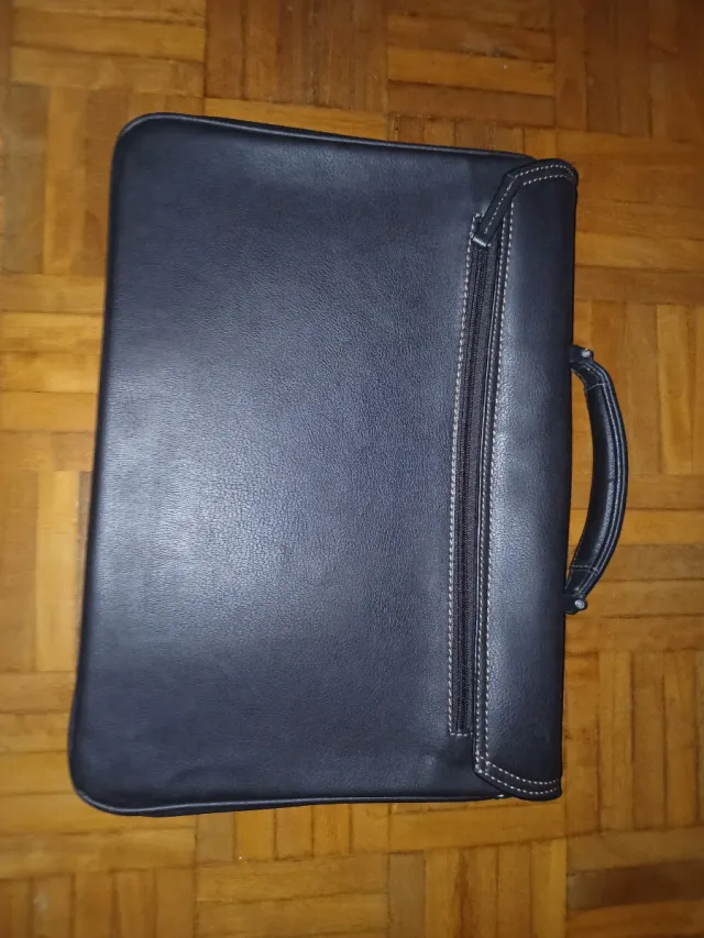 Maletín ejecutivo marrón