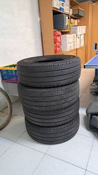 4 Ruedas Continental 235/65 R16 C