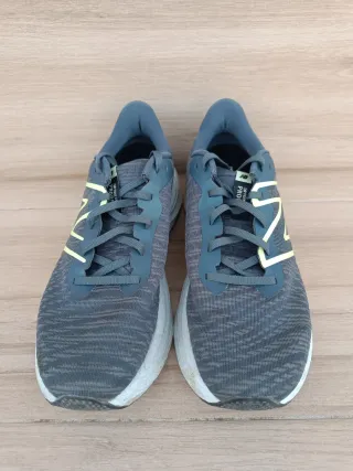 New Balance FuelCell Propel V4 Hombre T42