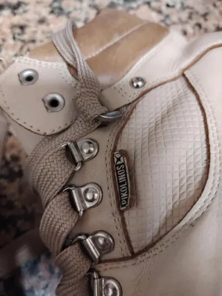 Bambas de bota de piel plataforma pikolinos