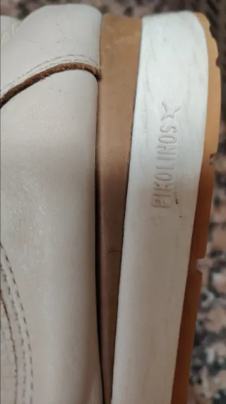 Bambas de bota de piel plataforma pikolinos