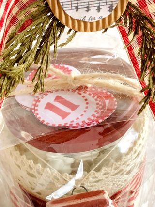 Vasetto country chic con gessi dell’avvento