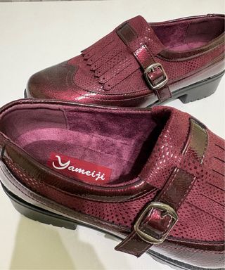 Zapatos charol mujer burdeos