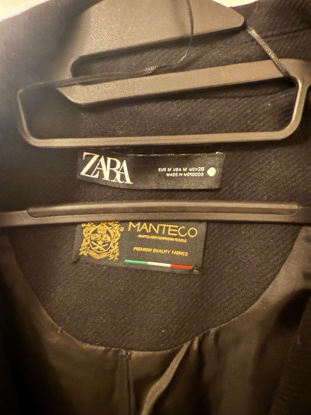 Abrigo Zara Negro
