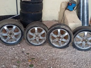 Llantas Ford Focus 4 tornillos