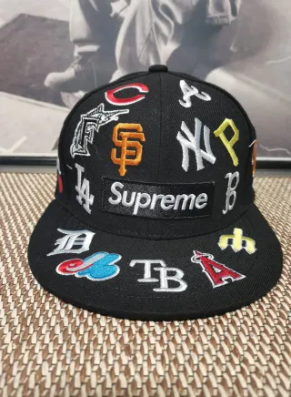 Gorra New Era 59Fifty Supreme Talla 7.1/4