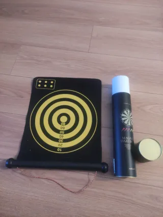 Diana magnética con dardos