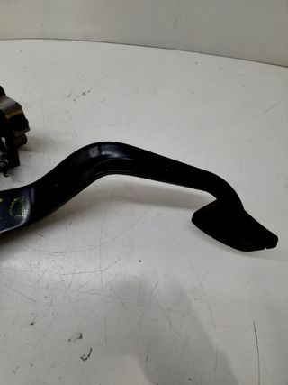 PEDAL EMBRAGUE KIA CARENS ( )