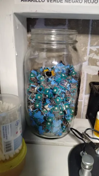 Joystick magnetici per controller PS5/PS4