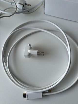 MacBook Air (13-inch, 2017)