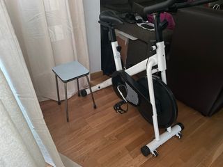 Bicicleta Estática Blanca