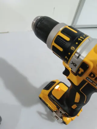 Taladro Combi Dewalt P4Y2010